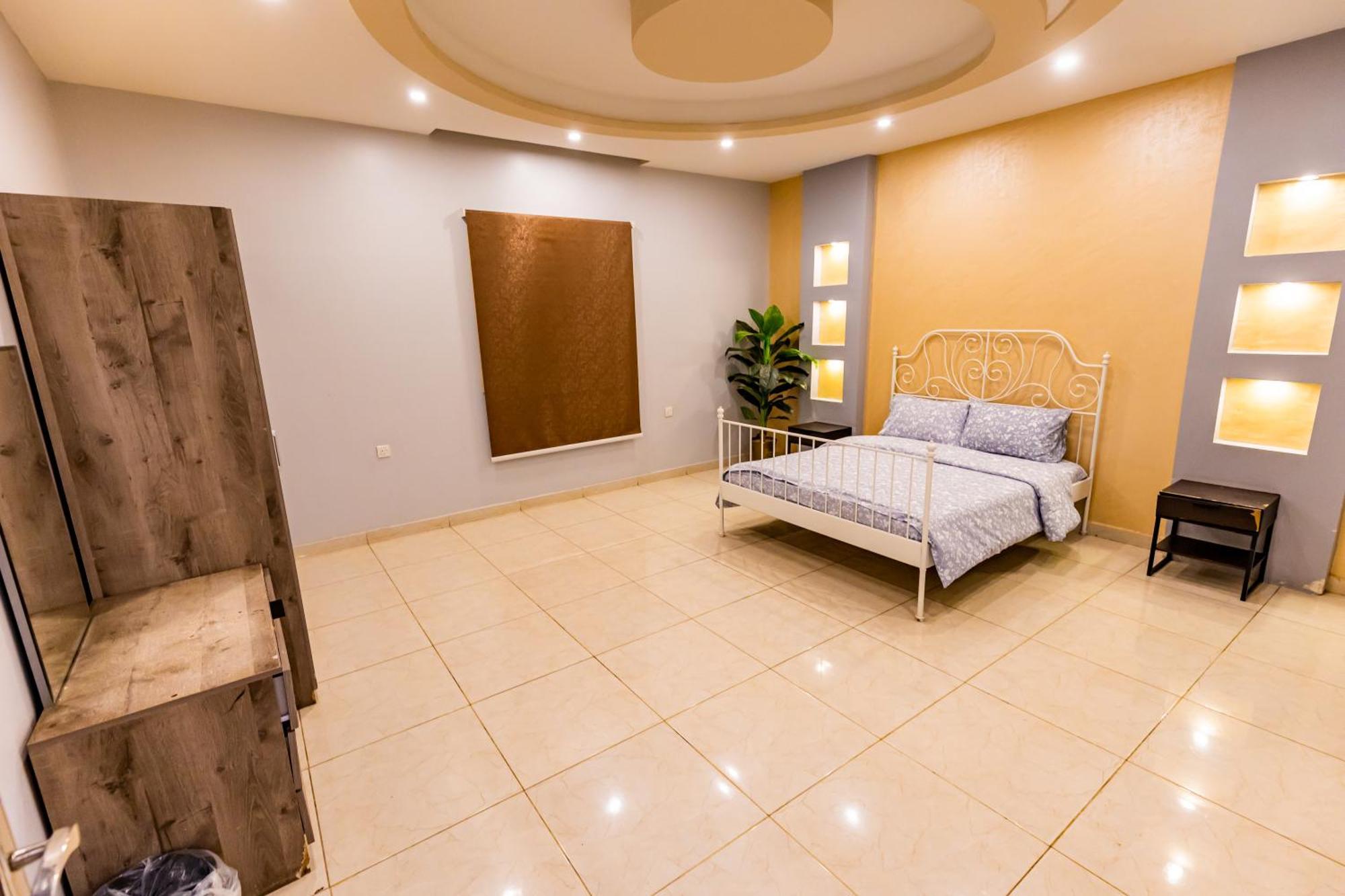 Villa شاليهات الكوخ السويسري وأكوابارك Ash Shishah Exterior foto