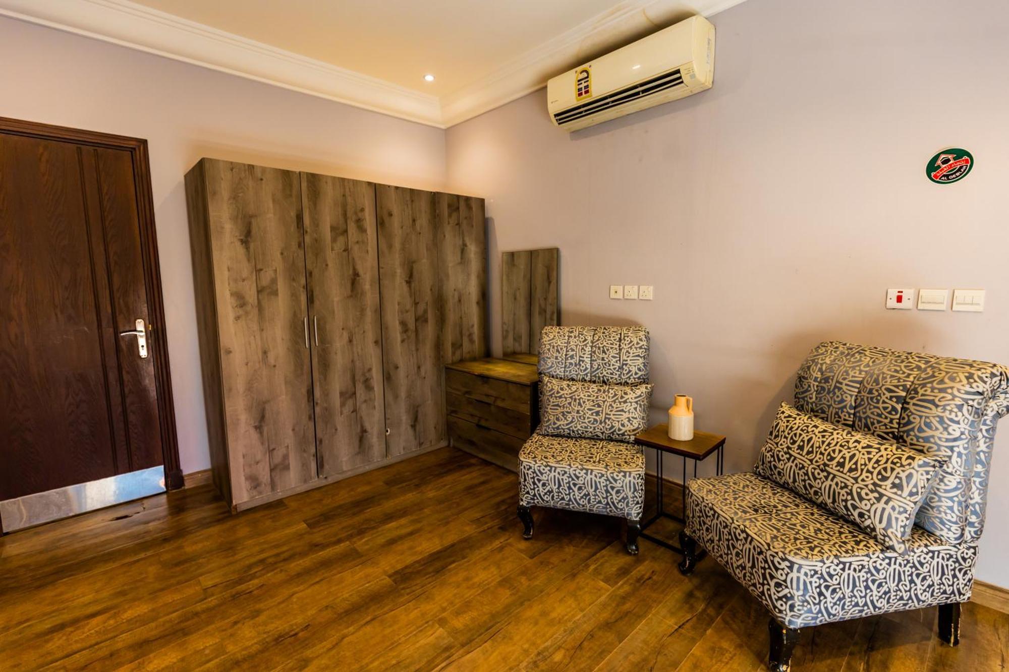 Villa شاليهات الكوخ السويسري وأكوابارك Ash Shishah Exterior foto