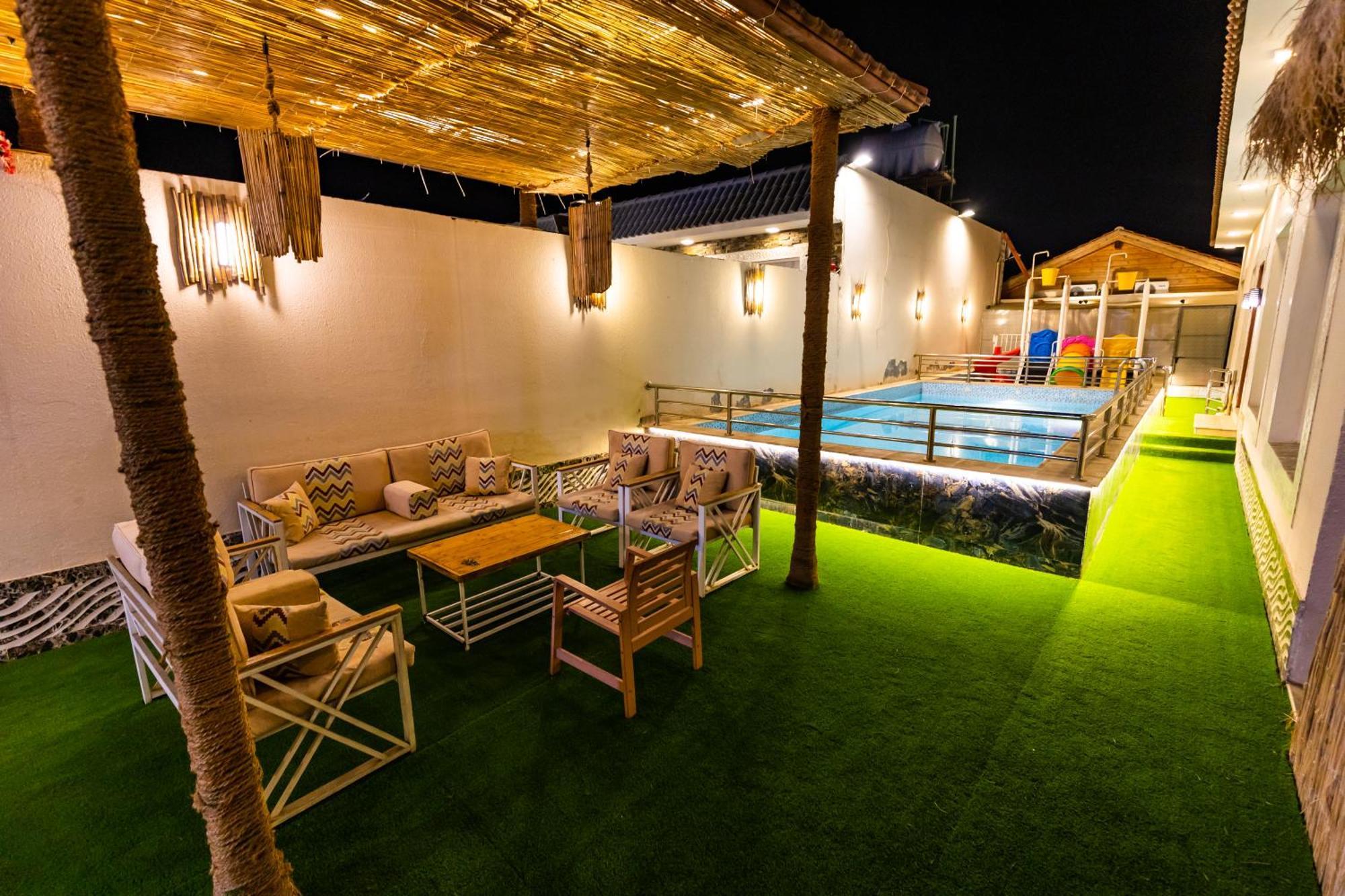Villa شاليهات الكوخ السويسري وأكوابارك Ash Shishah Exterior foto