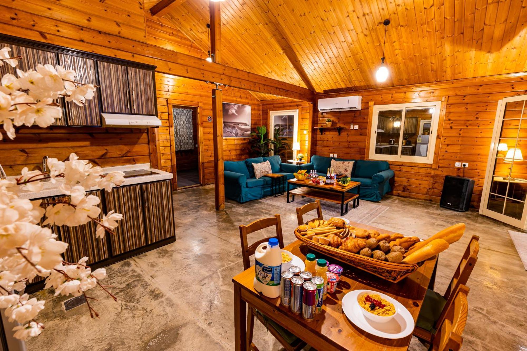 Villa شاليهات الكوخ السويسري وأكوابارك Ash Shishah Exterior foto